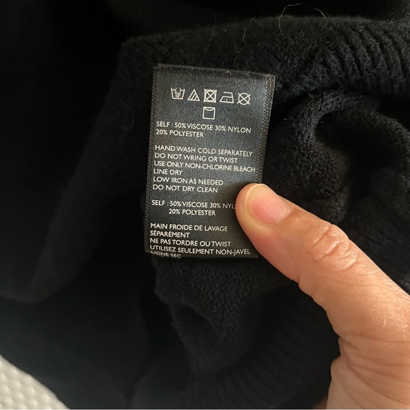 Moth by Anthropologie Crew Neck Puffed Sleeve Sweater Size Small in Black - Picture 6 of 12